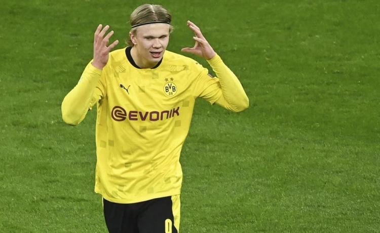 مهاجم بوروسيا دورتموند إيرلينغ هالاند