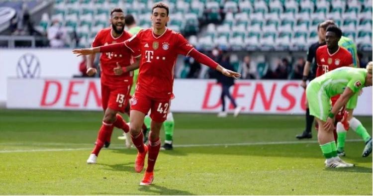 بايرن ميونيخ يهز شباك مضيفه فولفسبورغ