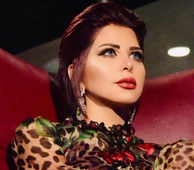 الفنانة شمس الكويتية