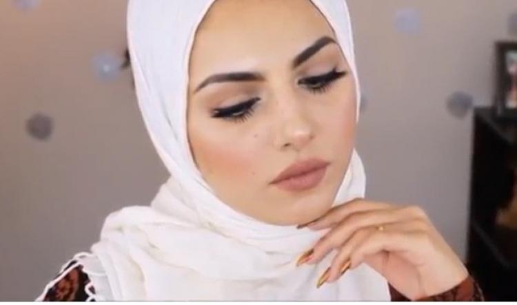 خطوات تطبيق مكياج ناعم لشهر رمضان