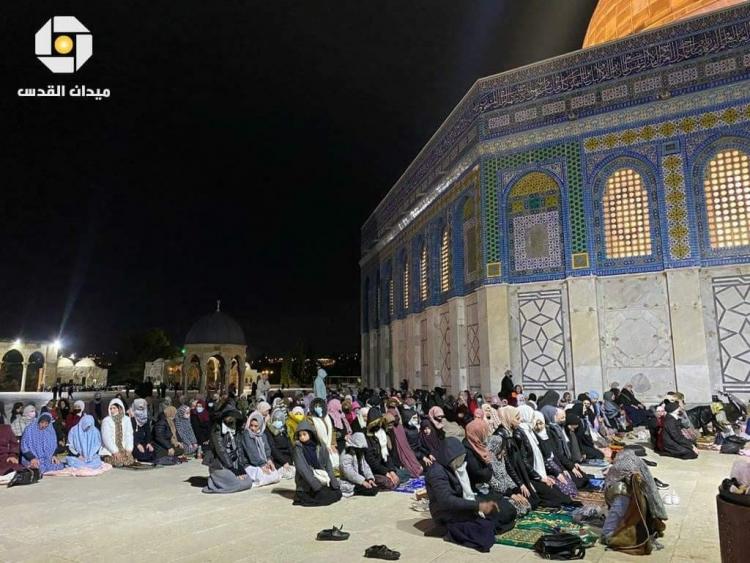 التراويح الاولى في المسجد الاقصى