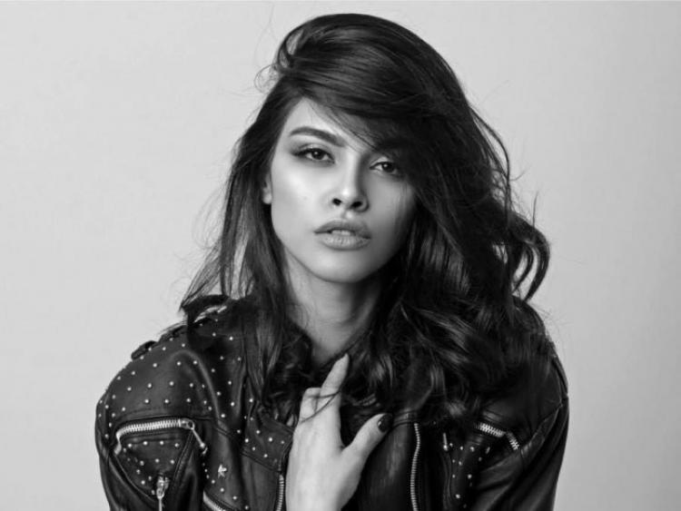 يارا القاسم فنانة لبنانية