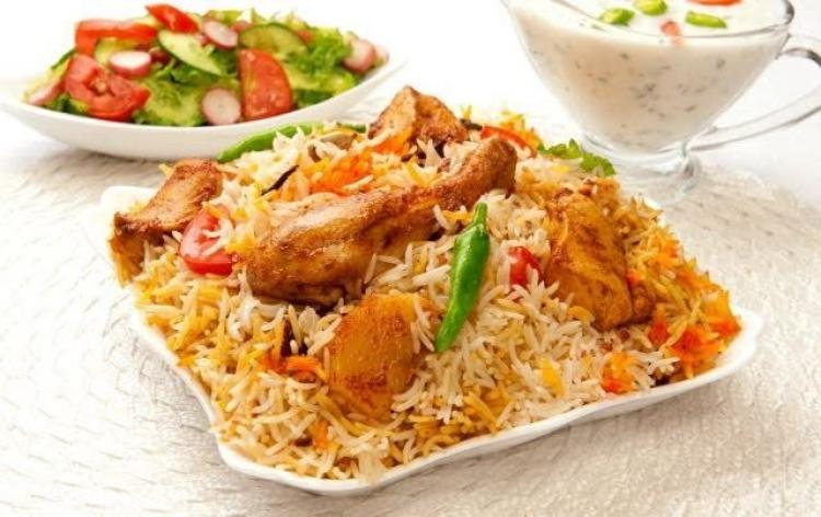 كبسة بالدجاج والخضار