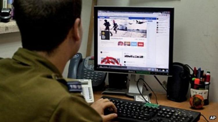 اسرائيل تراقب الفيسبوك