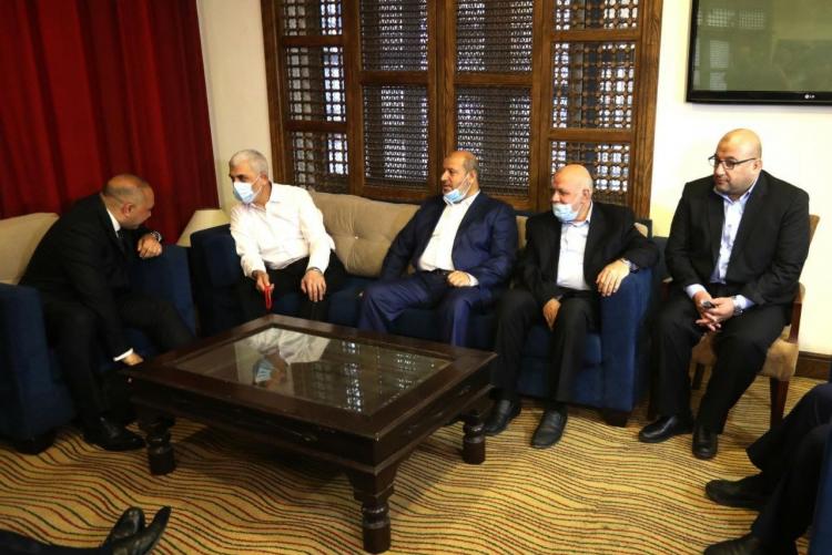 قيادة حماس في استقبال مدير المخابرات المصرية .