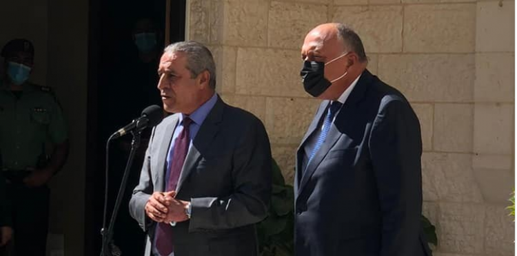 الشيخ وشكري