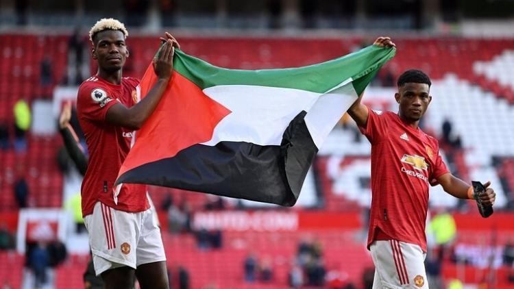 بوغبا نجم مانشستر يونايتد