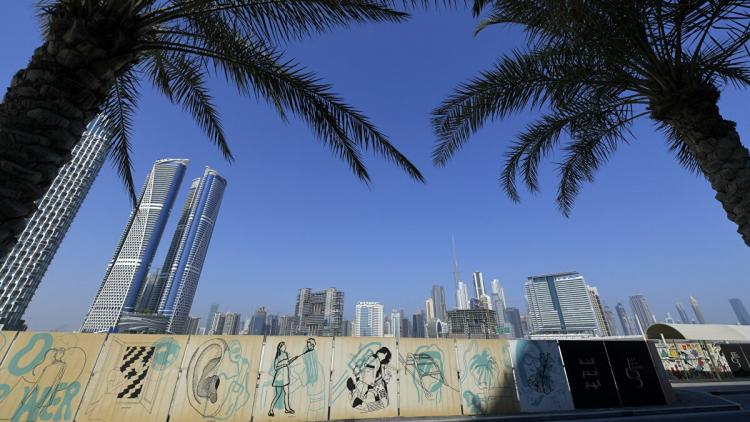 الامارات