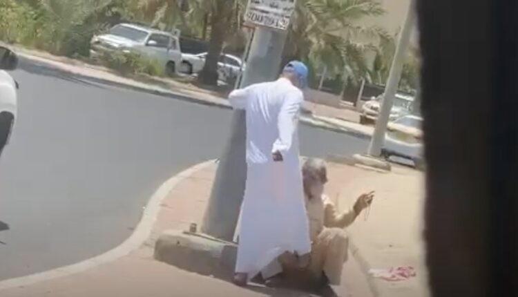 كويتي يعتدي على آسيوي