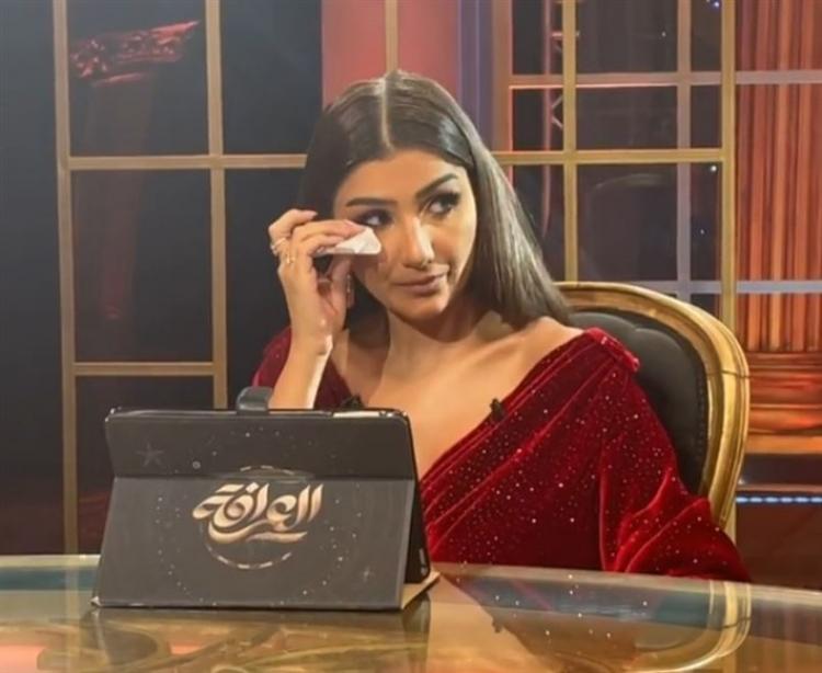 الفنانة مي عمر