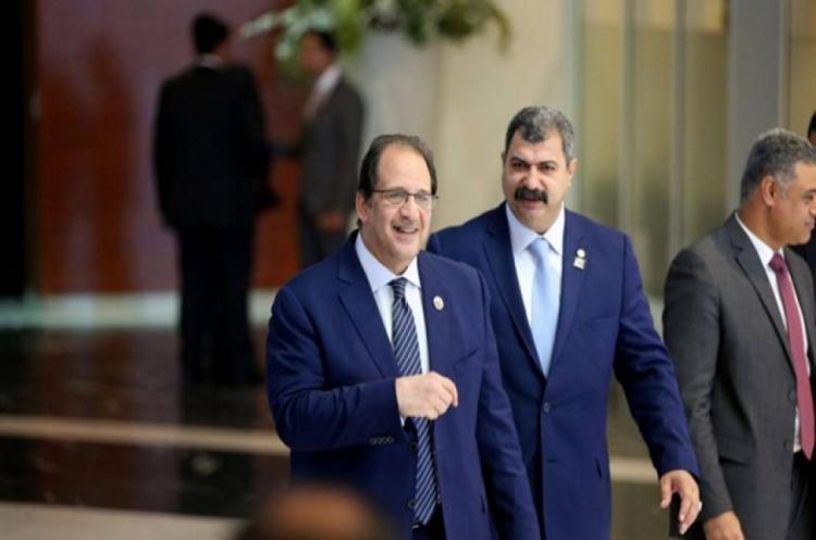 عباس كامل في اسرائيل