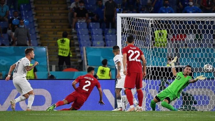 المنتخب الايطالي يفوز على تركيا