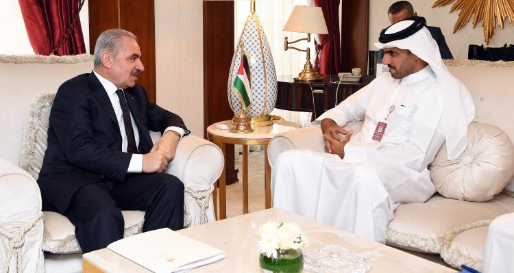 خلال الاجتماع