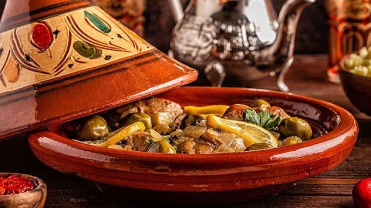 طاجن مغربي بالدجاج