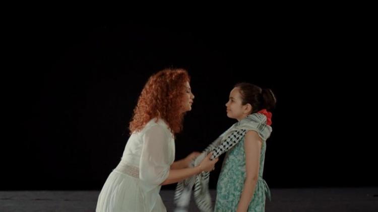مقطع من الفيديو