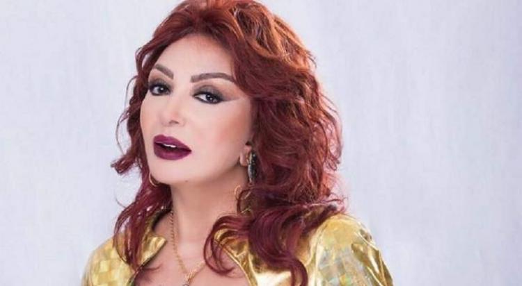 الفنانة نبيلة عبيد