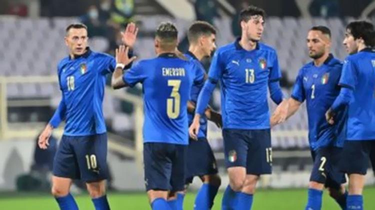 فوز ايطاليا على التشيك