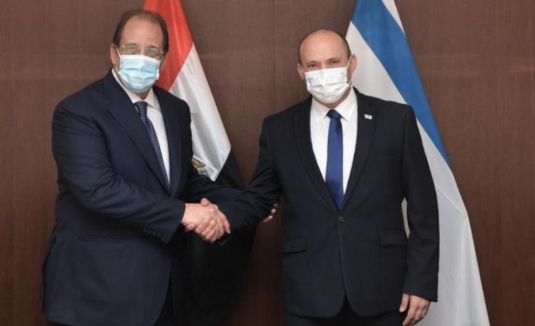 نفالتي بنيت وعباس كامل
