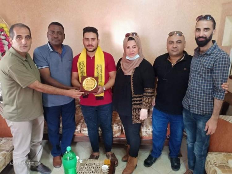 خلال التكريم