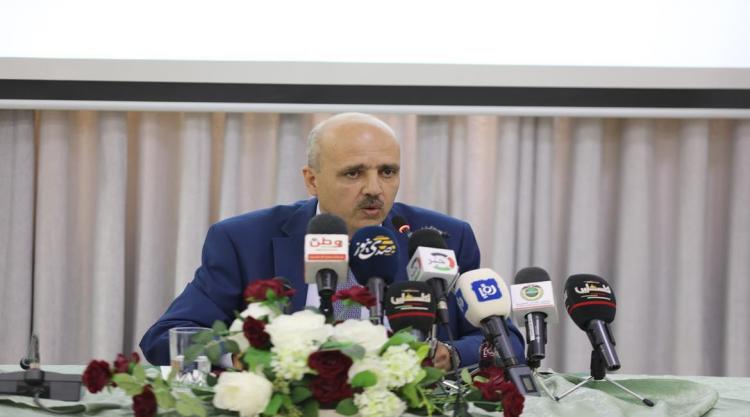 خلال المؤتمر