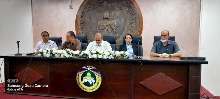 خلال افتتاح الدورة