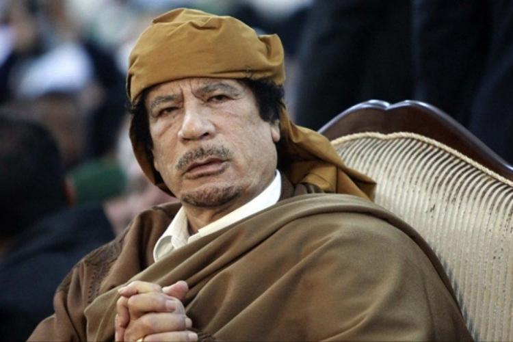 الرئيس الليبي السابق معمر القذافي