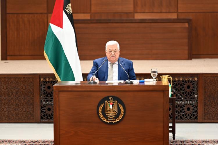 الرئيس محمود عباس