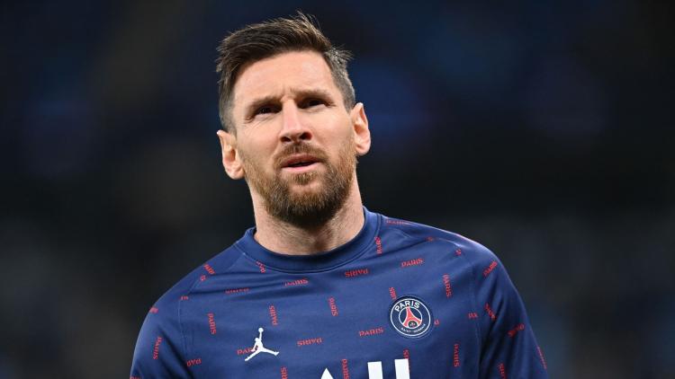ليونيل ميسي لاعب فريق باريس سان جيرمان