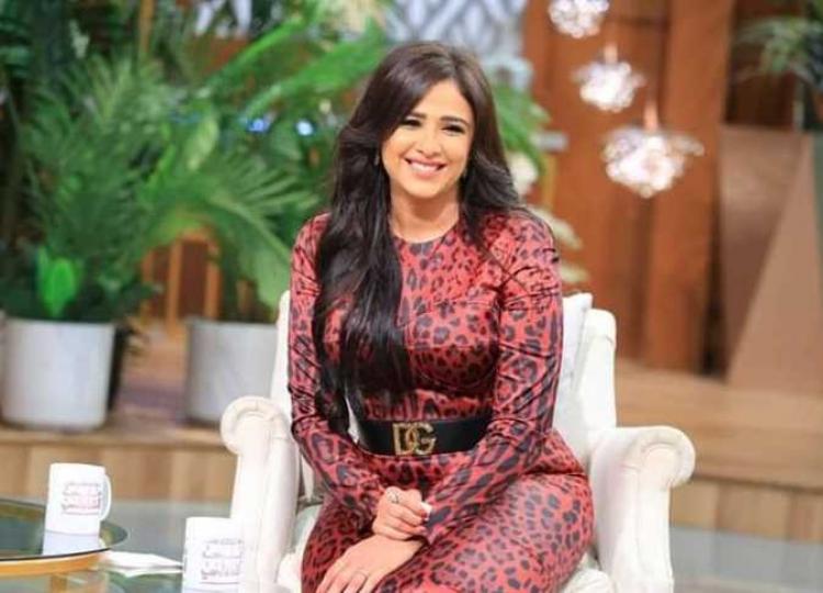 ياسمين عبد العزيز