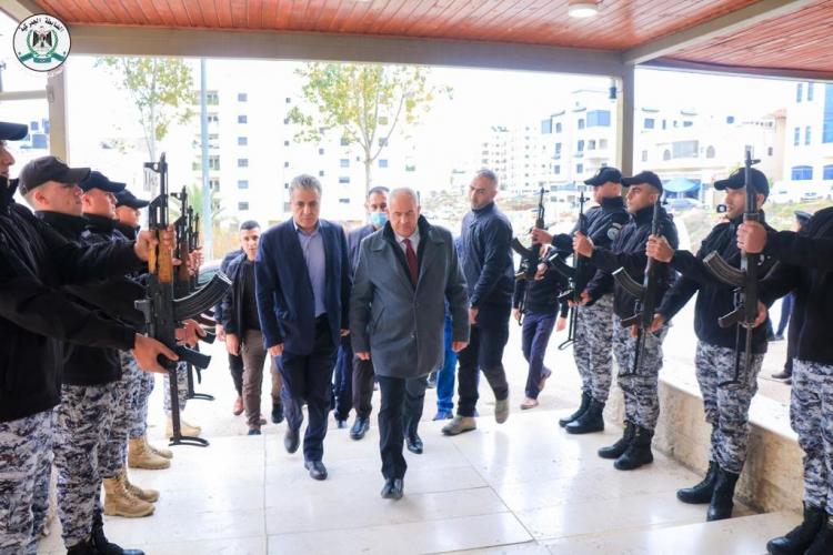 وزير الداخلية اللواء زياد هب الريح