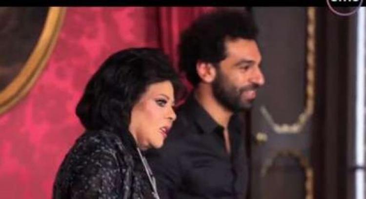 محمد صلاح والفنانة إسعاد يونس خلال برنامج "صاحبة السعادة"