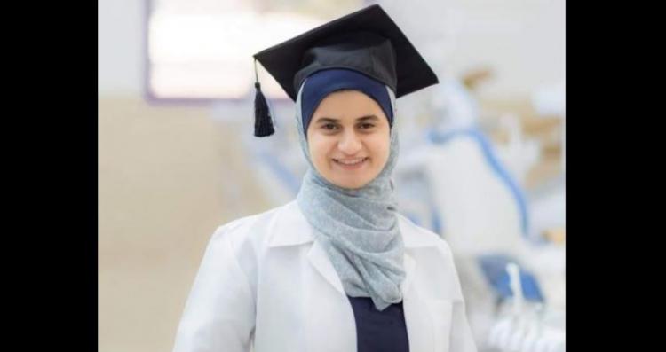 الطبيبة الفلسطينية خلود المشهراوي