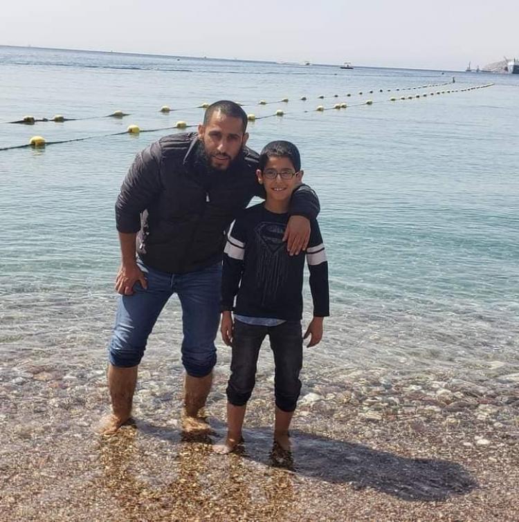 الشهيد محمد غالب ابو القيعان