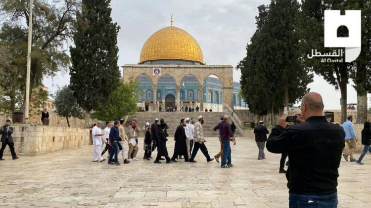 خلال اقتحام المسجد الأقصى