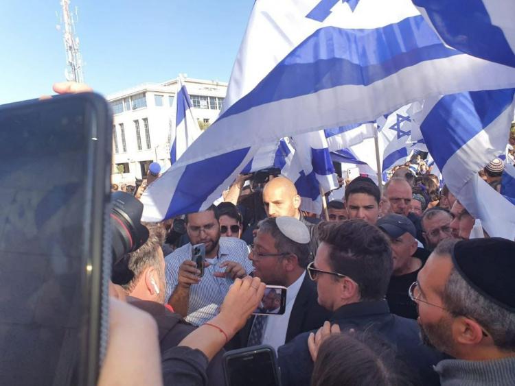 من تجمع المتطرفين في باب العامود