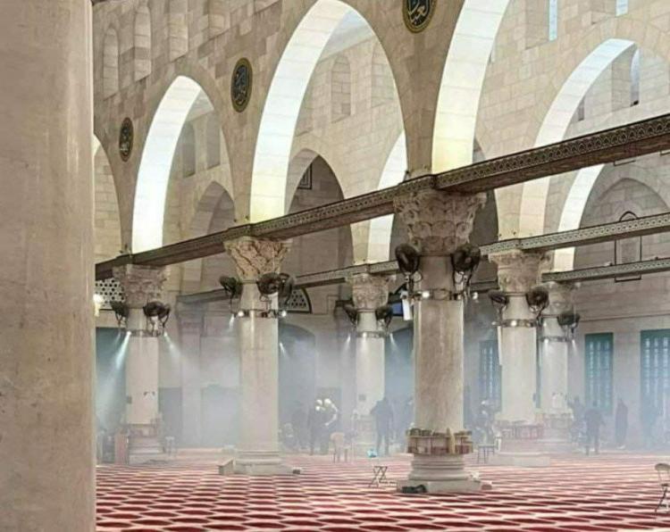 خلال اقتحام المسجد الأقصى