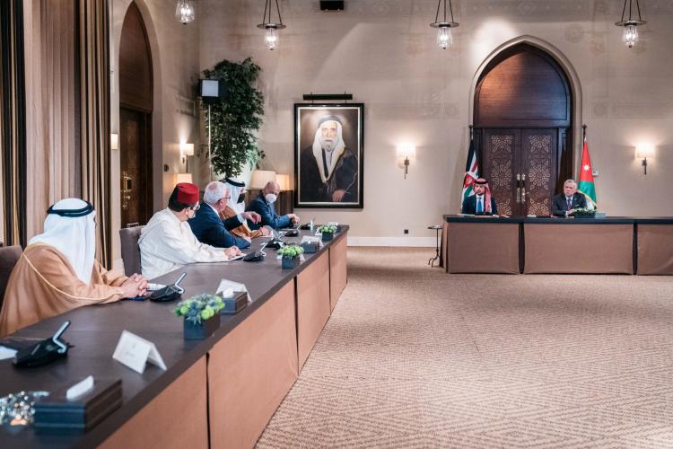 خلال اجتماع الملك عبدالله مع اللجنة الوزارية العربية