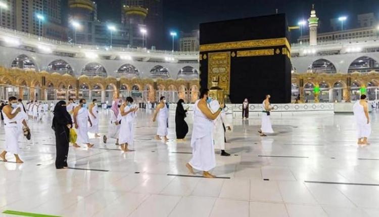 بعد رفع العدد إلى مليون فرد.. الإمارات تعلن شروط الحج 1443 وتوجه رسالة هامة