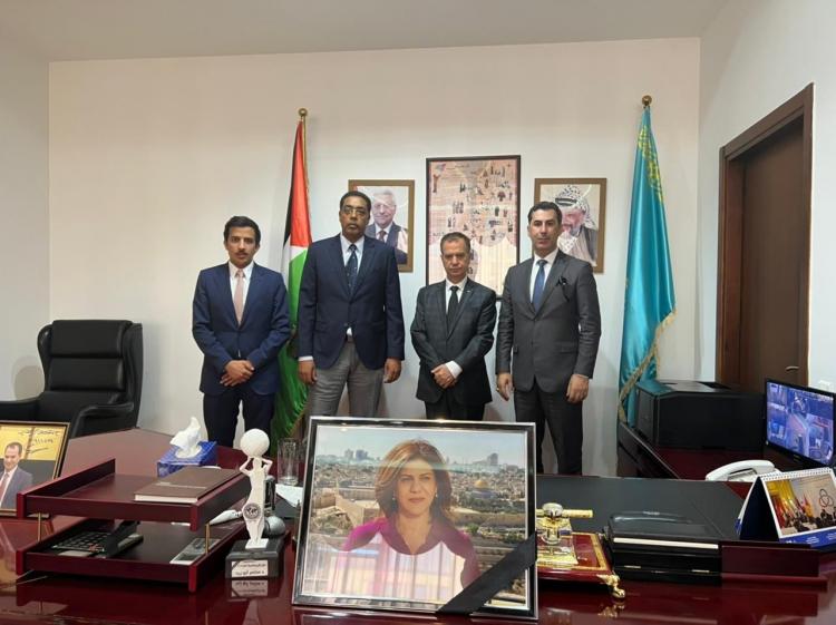 السفير أبو زيد خلال استقبال عميد السلك العربي والأجنبي لدى كازاخستان سفير الكويت