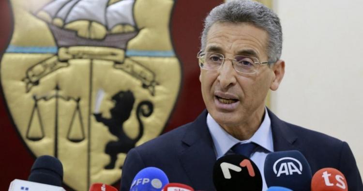 انفجار مروع في منزل وزير الداخلية التونسي ونقل زوجته إلى المستشفى