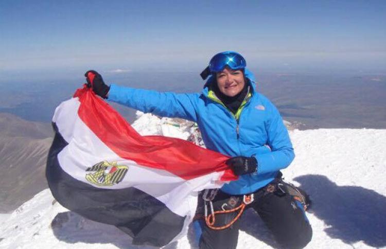 منال رستم