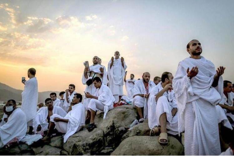 حجاج بيت الله الحرام