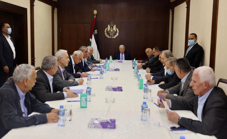 خلال الاجتماع