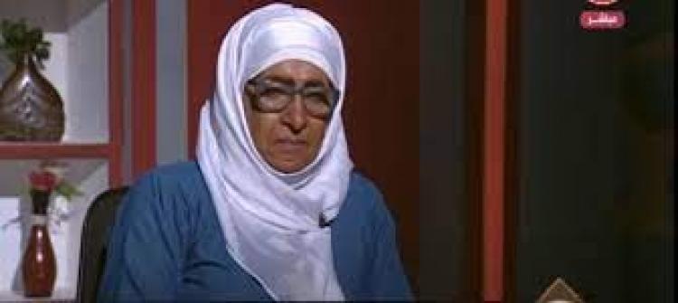 جدل واسع بسبب مصري طلب الزواج من متحولة جنسيًا على الهواء.. فيديو