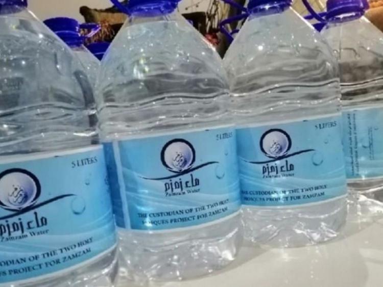 وضع عبوات زمزم داخل الأمتعة الموزونة