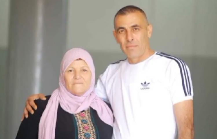 المغدور عامر عمرية ووالدته