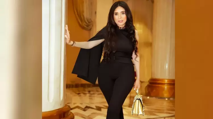 الراقصة دينا