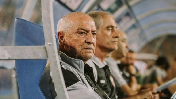 فيريرا يهدد الزمالك بالرحيل