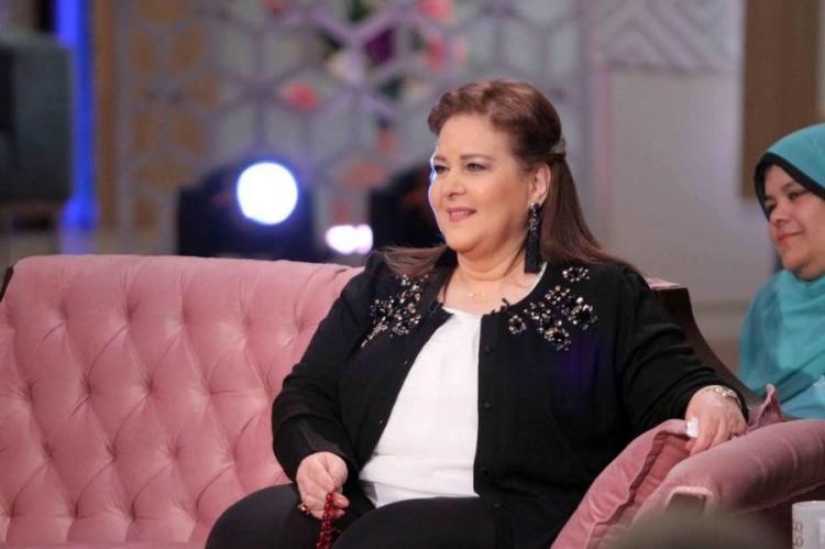 دلال عبد العزيز