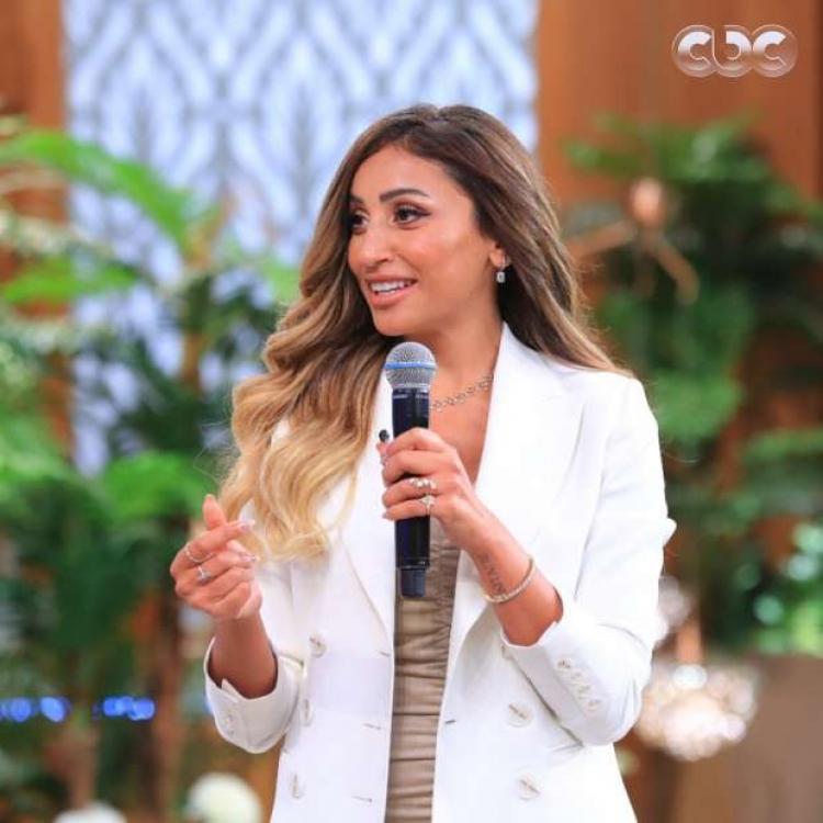 دينا الشربيني